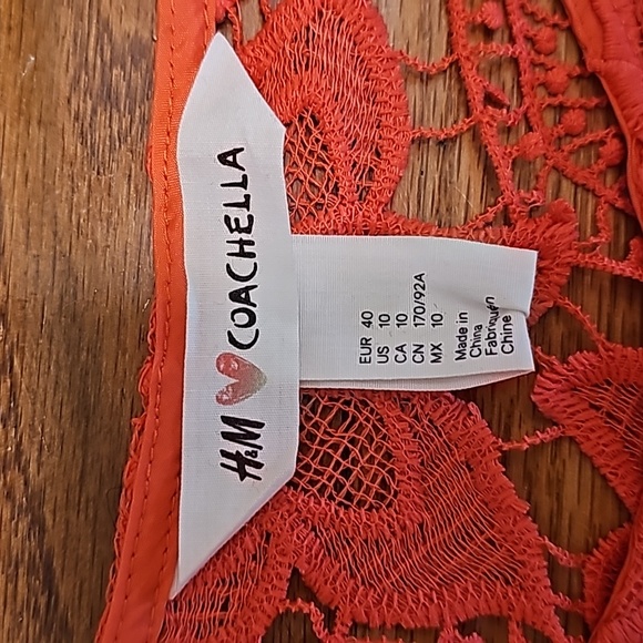 H&M Coachella Crocheted Top size 10 Orange - Picture 2 of 3